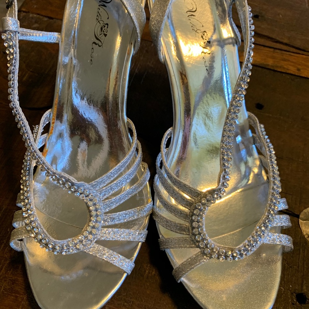 Silver strappy gemstones sandals